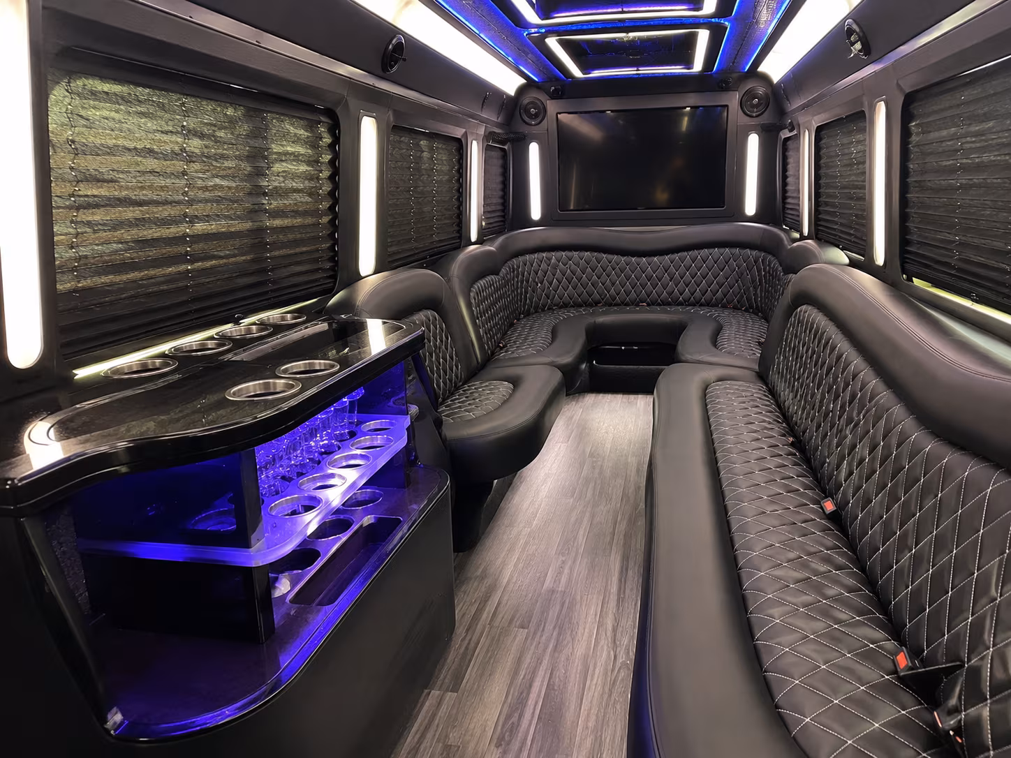 Bossier City Birthday, Sweet 16, & Quinceañera Party Bus Rentals