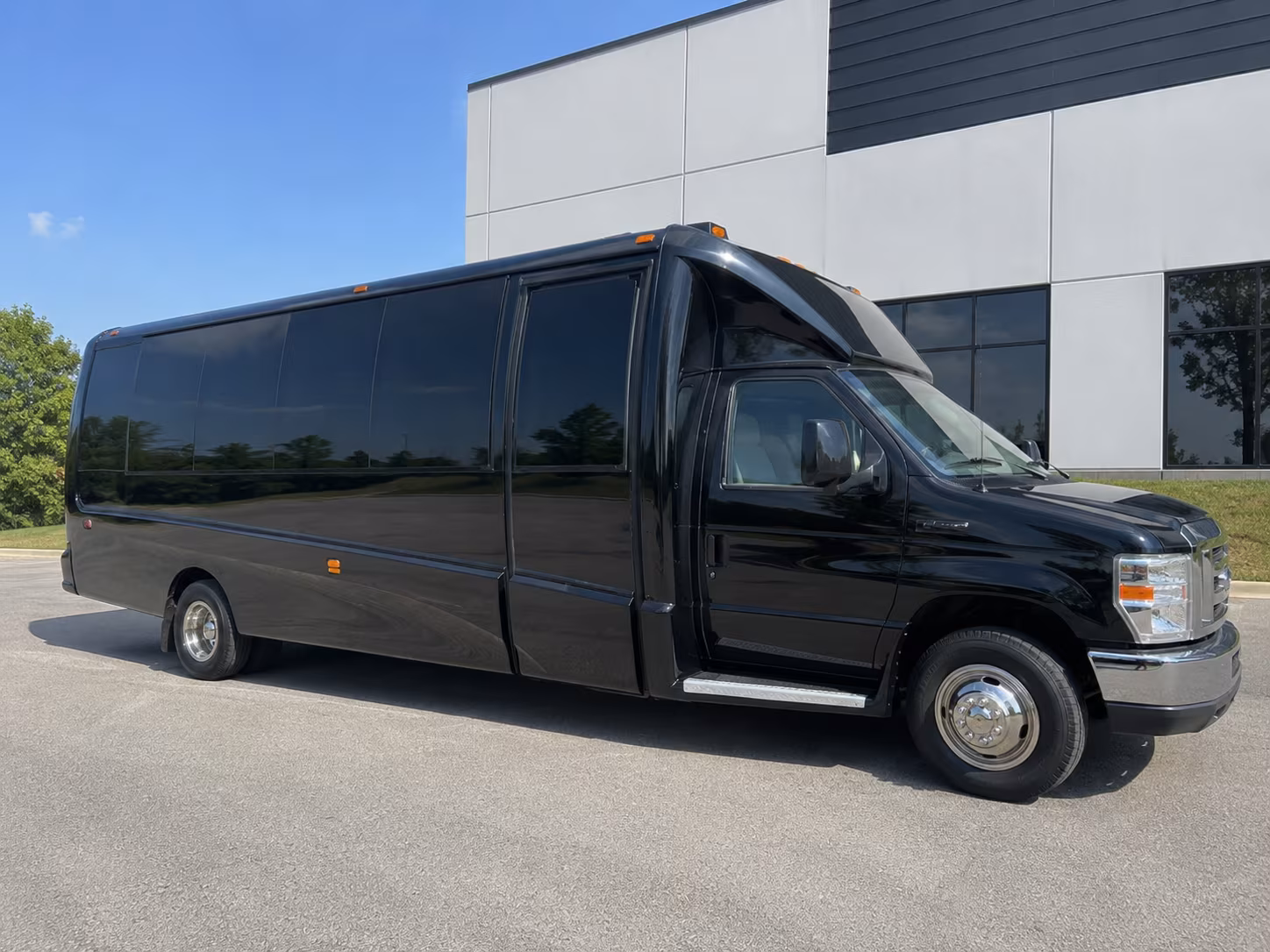Shreveport Bachelor & Bachelorette Transportation group transportation