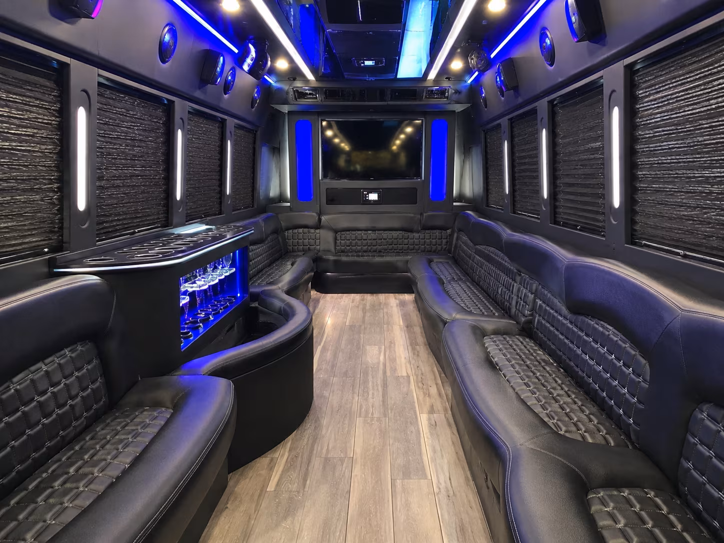 Shreveport Birthday, Sweet 16, & Quinceañera Transportation party bus exterior