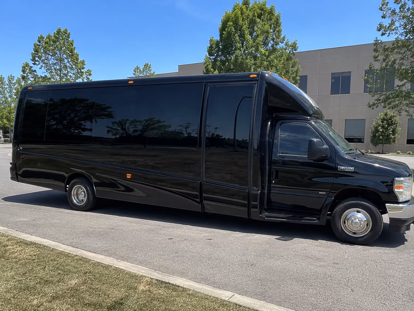 Shreveport Wedding Transportation onboard seating